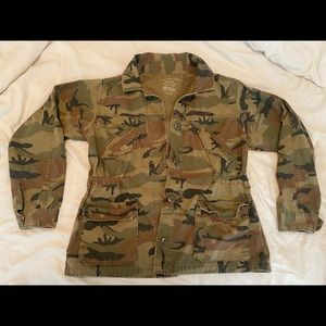 American Eagle camo shacket